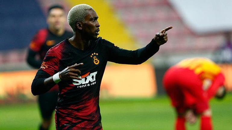 Balotellinin sözleşmesinde özel madde Murat Sancak, Fenerbahçeli ismi açıkladı