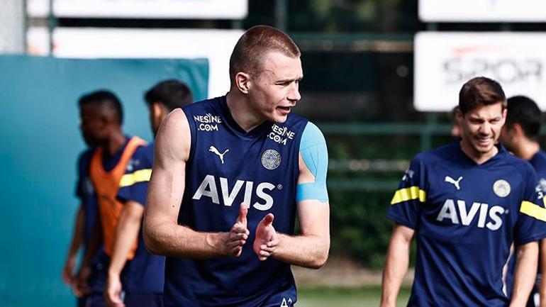 Fenerbahçede taktiksel idman Hazırlık maçında rakip belli oldu