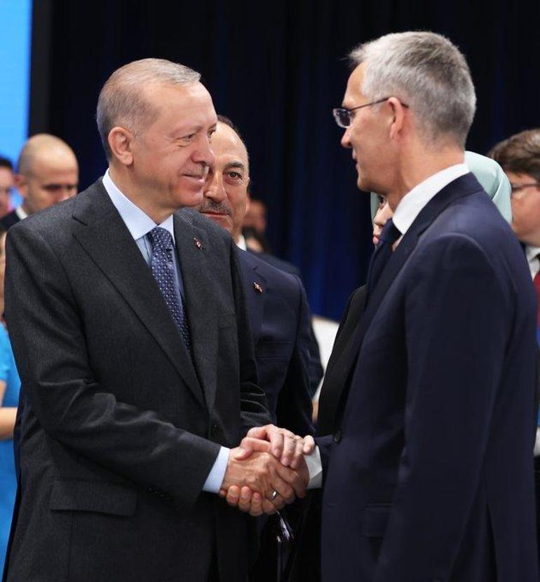 Cumhurbaşkanı Erdoğandan NATO zirvesi sonrası paylaşım