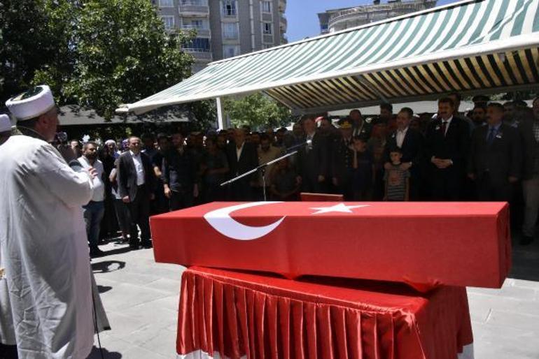 Şehit er Yusuf Gürler, Şanlıurfada son yolculuğuna uğurlandı