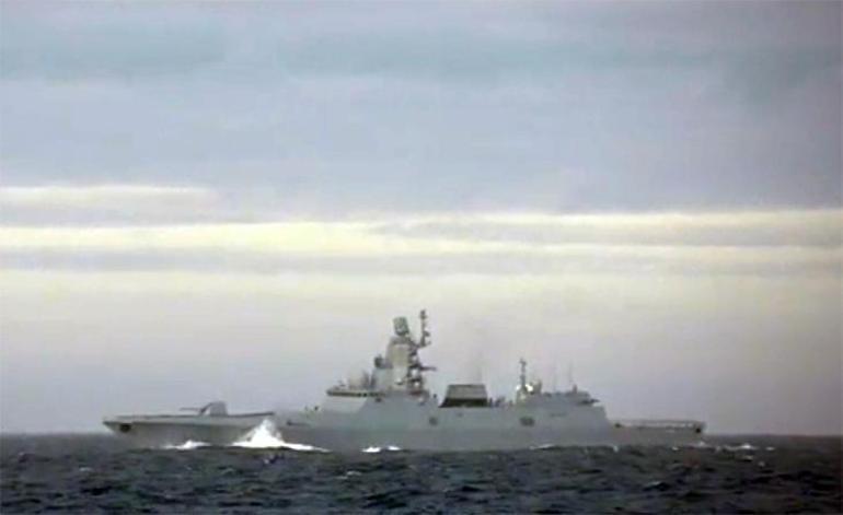 Üçüncü Dünya Savaşı korkusu Rus savaş gemisi NATO ülkesinin kıyısında