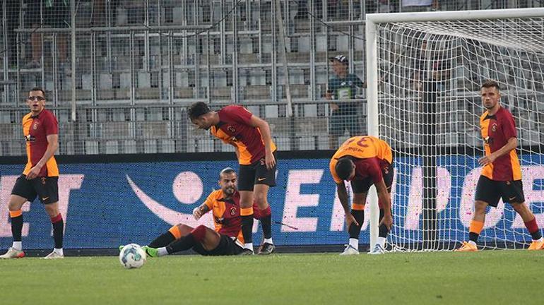 Galatasaray taraftarından tepki Neyi göstermeye çalışıyorsun Okan Buruk