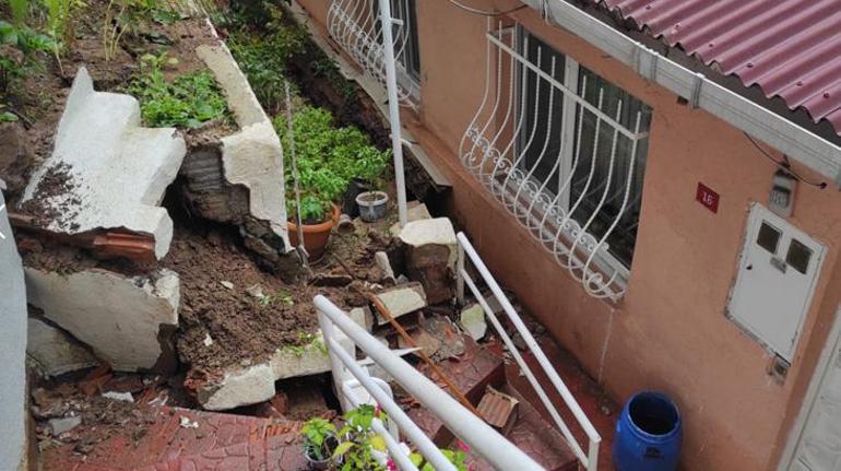 Sarıyerde yol çöktü Bir gecekondu boşaltıldı