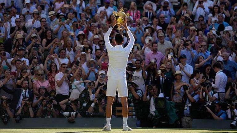 Wimbledonda şampiyon Novak Djokovic Üst üste 4üncü zafer