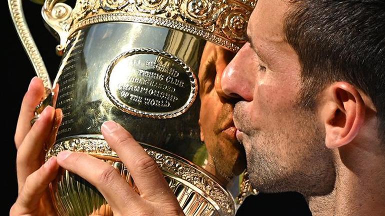 Wimbledonda şampiyon Novak Djokovic Üst üste 4üncü zafer