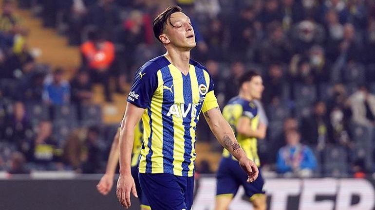 ÖZEL - Fenerbahçede Mesut Özil depremi Süper Ligdeki yeni adresi...