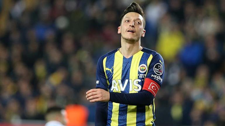ÖZEL - Fenerbahçede Mesut Özil depremi Süper Ligdeki yeni adresi...