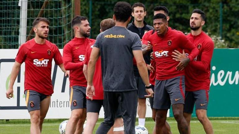 Galatasaray antrenmanında gerginlik Kerem-Van Aanholt birbirine girdi