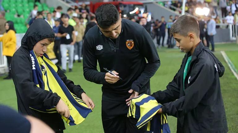 İşte İsmail Kartal ve Mesut Özilin soyunma odasındaki olay diyaloğu