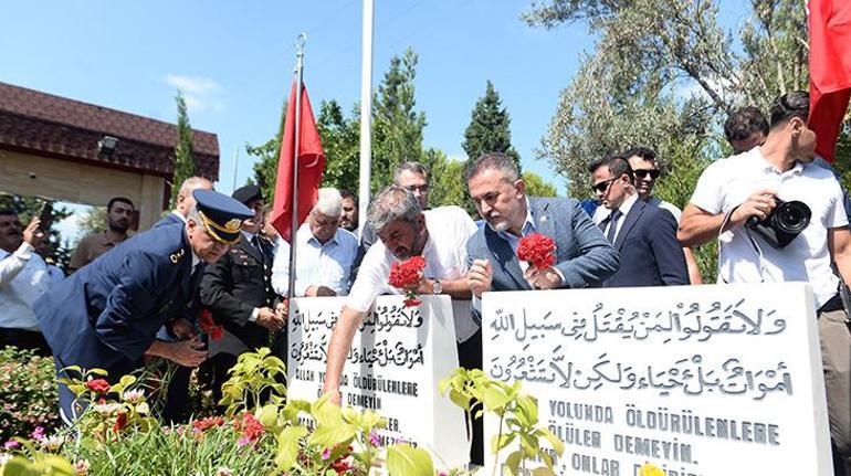 Şehit ikizlerin babası gözyaşlarına boğuldu: Allah o günleri bir daha yaşatmasın