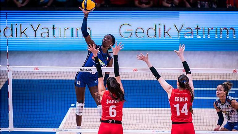 Türkiye turnuva rekorunu kırdı Gabiden çok konuşulacak Egonu sözleri