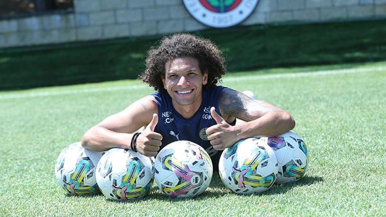 Willian Arao: Gelmeden önce Alex de Souza ile konuştum