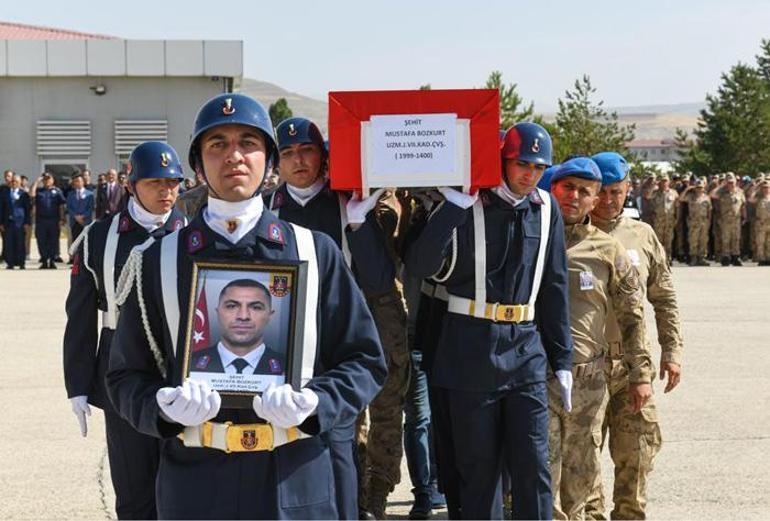 Şehit Uzman Çavuş Bozkurt, Vandan törenle memleketine uğurlandı