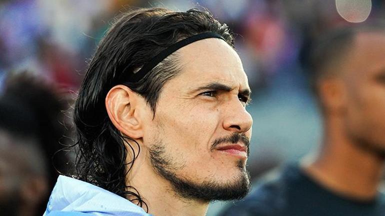 İspanyollar duyurdu Fenerbahçe ve Edinson Cavani transfer için anlaşmıştı