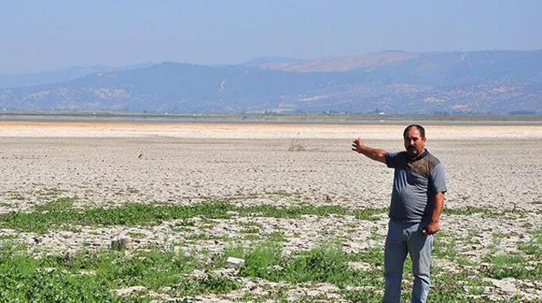 Kuruyan Marmara Gölü arazisini korumak için komandolar nöbete başladı