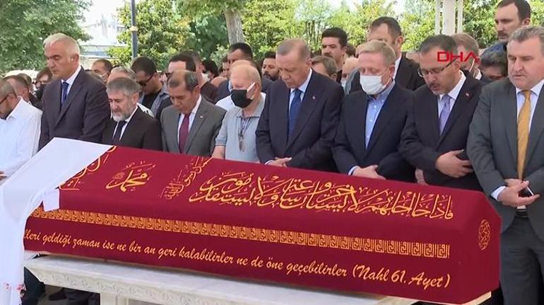 Erdoğan, Göksel Gümüşdağın annesinin cenaze törenine katıldı