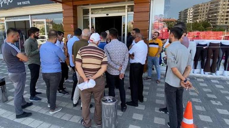 CHP Diyarbakır İl Başkanlığı’na giden 6 kişilik kayyum heyeti ile partililer arasında gerginlik