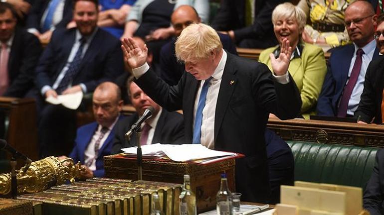 İngilterenin yeni başbakanı belli oluyor Boris Johnsondan olay veda: Hasta la Vista bebeğim