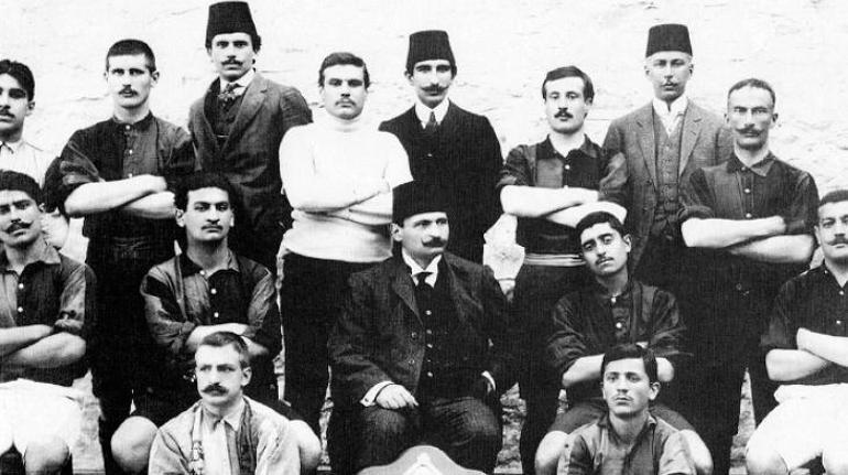 Herkes talihiyle doğar