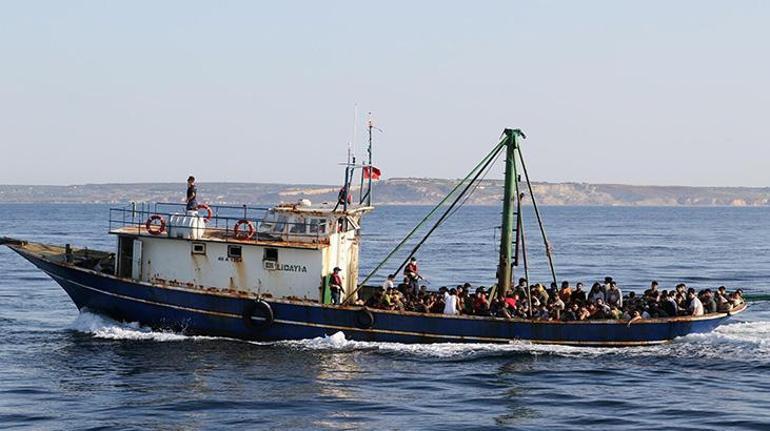 Bozcaadada 227 kaçakla yakalanan 2 organizatör tutuklandı