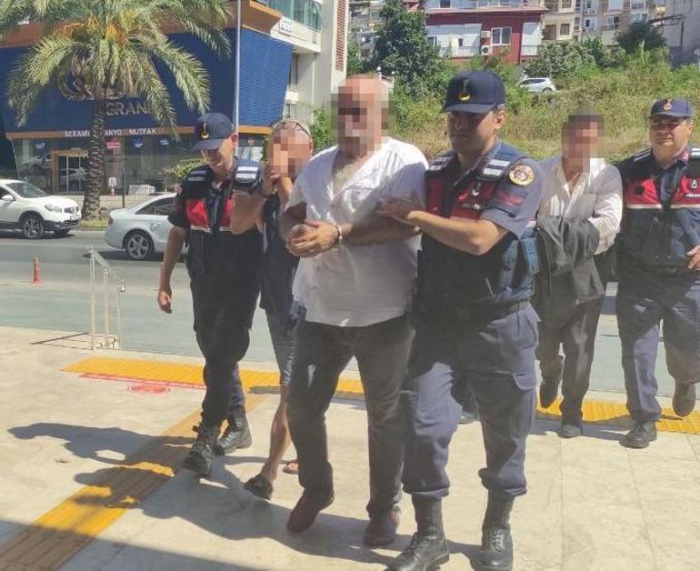 Antalyada 5 sahte MİTçinin inanılmaz planı Jandarma karakoluna girdiler