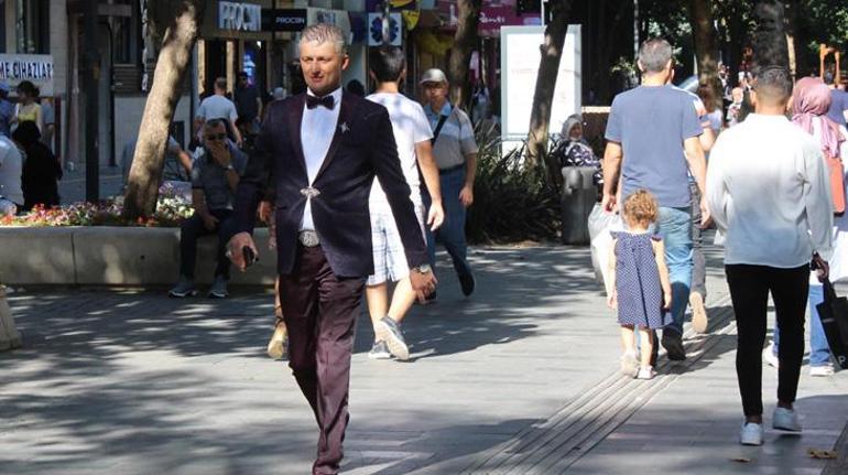 Sicilyadan etkilendi her gün damat gibi giyiniyor Ferdi Romeo evlenmek istiyor