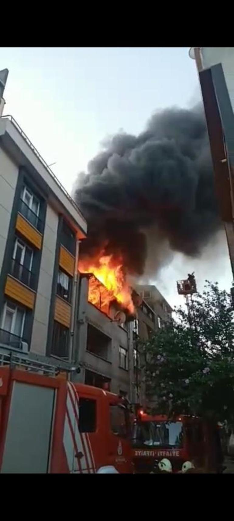 İstanbulda yangın: Alevler yan binaların çatısına kadar çıktı