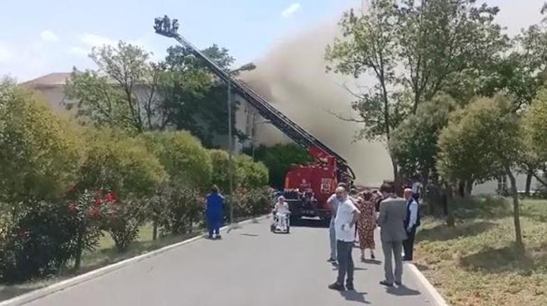 Zeytinburnu Balıklı Rum Hastanesinde çıkan yangın söndürüldü