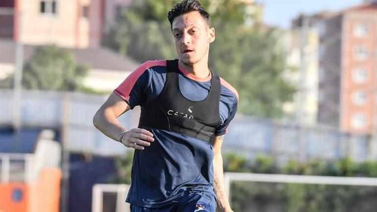 Mesut Özilli Başakşehir rezerv takımına tarihi fark Tam 8 gol
