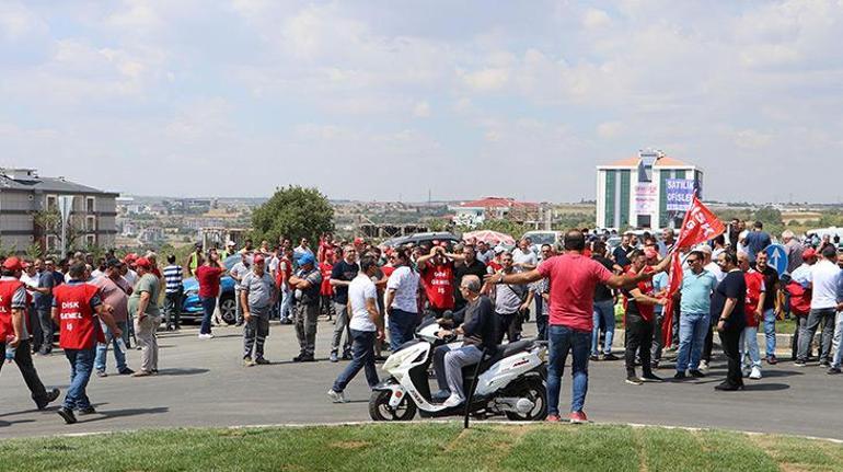 Kılıçdaroğlunun katılacağı açılış öncesi belediye işçilerinden ek zam eylemi
