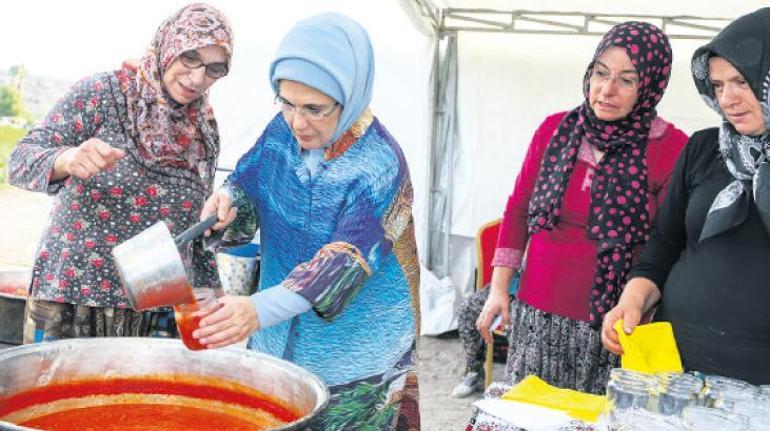 Emine Erdoğan’dan domates hasadı