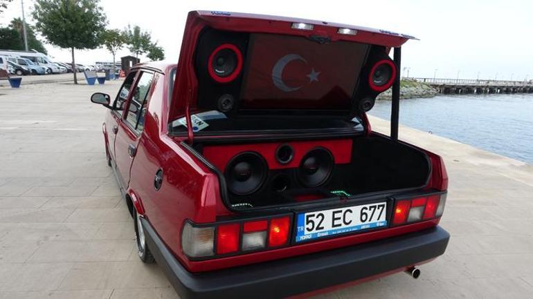 Tofaş aracına 130 bin TL’lik modifiye yaptırdı, her hafta ceza yiyor