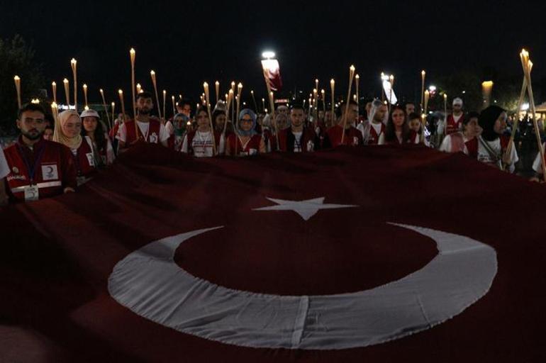 Türk Kızılay’ından Hilal-i Ahmer’e Vefa Yürüyüşü