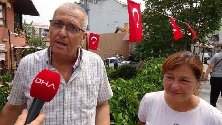 Yıpranmış bayrak, uykumu kaçırıyor dedi, bir gecede ilçedeki Türk bayraklarını değiştirdi