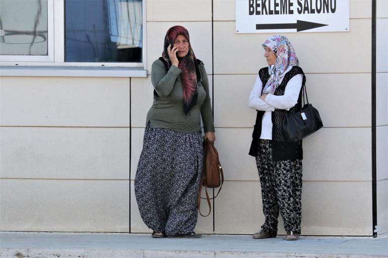 Otomobil takla attı, camdan fırlayan hukuk fakültesi öğrencisi Mine öldü