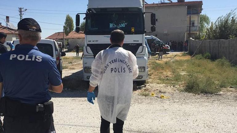 Komşuların saman tozu kavgası Ölü ve yaralılar var