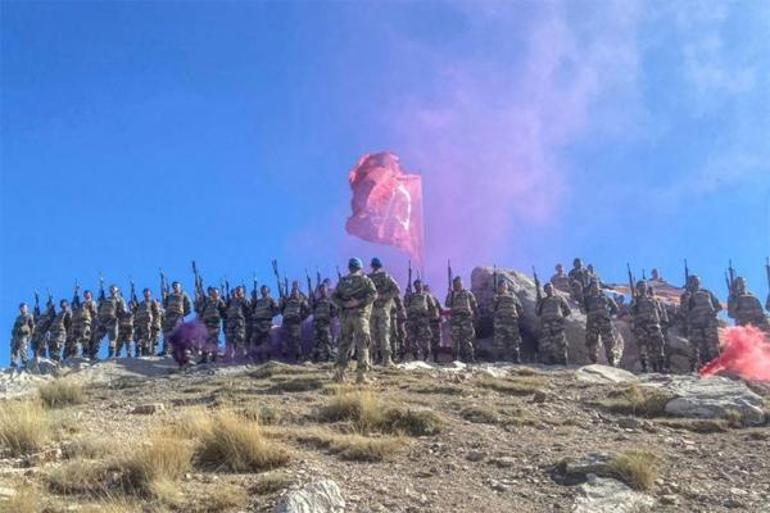 Yunan medyası Bayraktar TB2 fotoğrafıyla verdi Türkiye yeni bir cephe açıyor