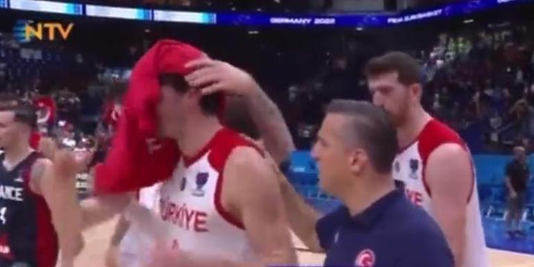 Fransa maçı sonunda yıkım Cedi Osman gözyaşlarına boğuldu