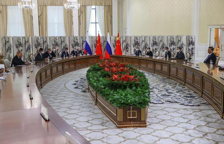 Putinden Çine dengeli pozisyon övgüsü