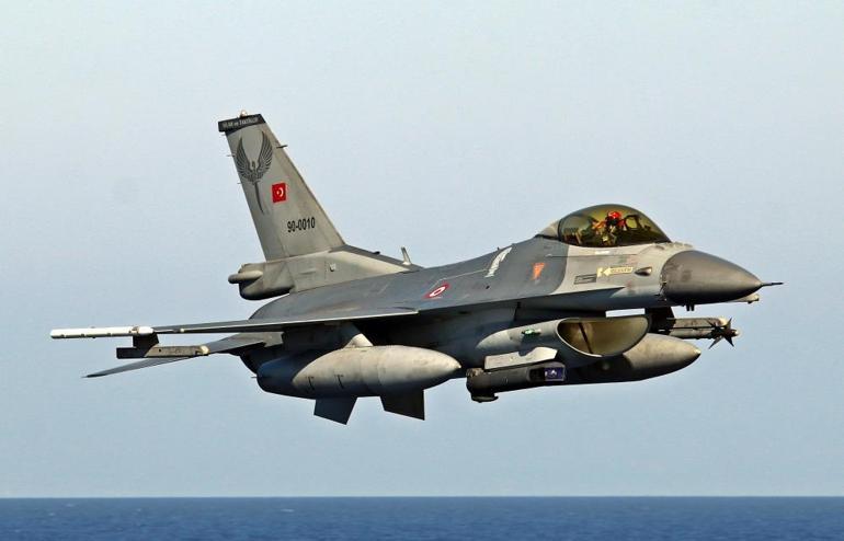 Atinaya kötü haber Türk F-16’ları Rafale’nin solunda uçacak