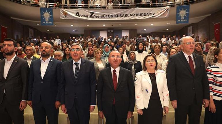 Bakan Bozdağ: 7li masa emir eri arıyor