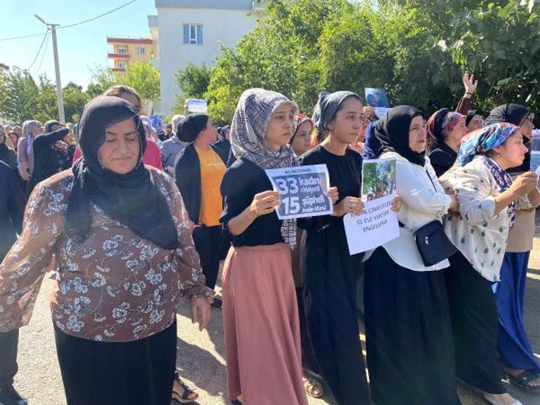 Çocuklarının gözü önünde eşini defalarca bıçaklayıp, boğazını keserek öldürdü