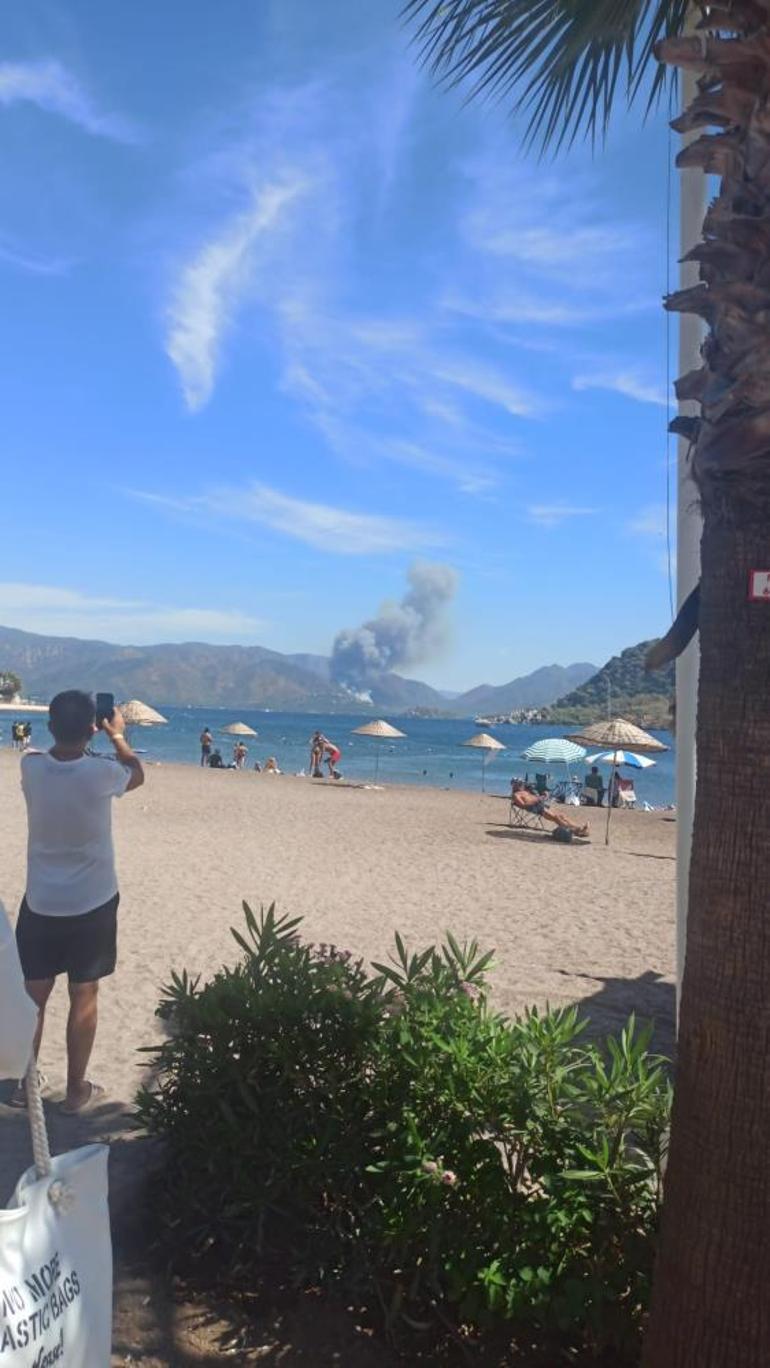 Marmaris’te orman yangını Ekipler müdahale ediyor