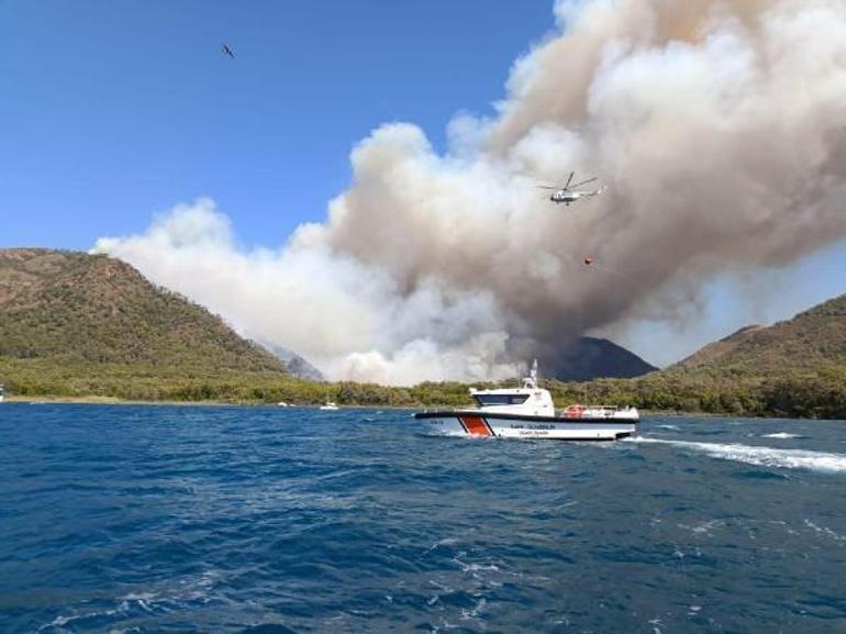 Marmaris’te orman yangını Ekipler müdahale ediyor