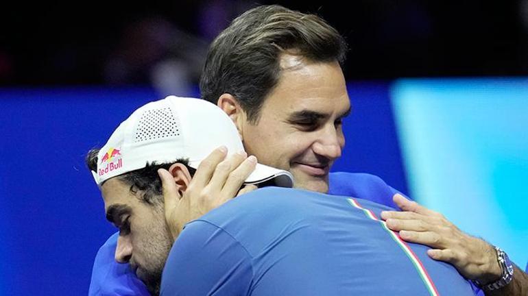 Roger Federer efsanesi veda etti Gözyaşları sel oldu