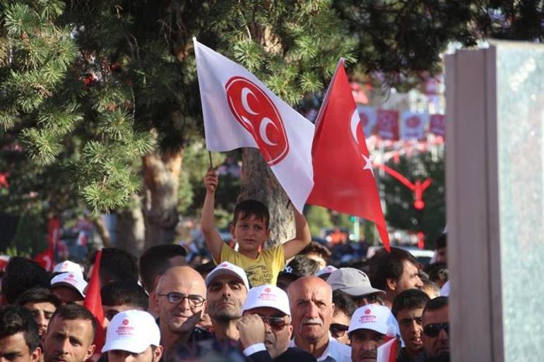 Bahçeliden, Kılıçdaroğlunun fotoğrafına çok sert tepki: Türkiyeye meydan okumadır