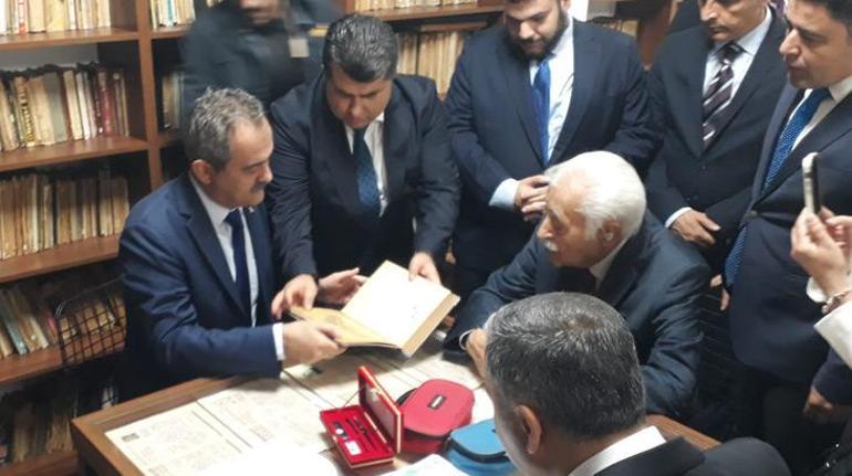 Bakan Özer: Tüm okullarda artık kütüphane var