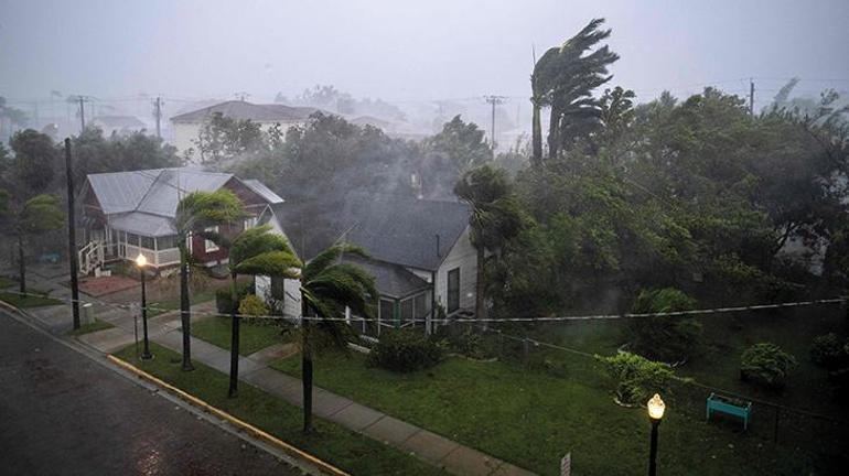Ian Kasırgası Florida’yı vurdu: 2,5 milyon kişiye tahliye emri verildi