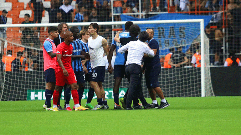 Adana Demirspor Başkanı Murat Sancak, Balotelli ile görüştü