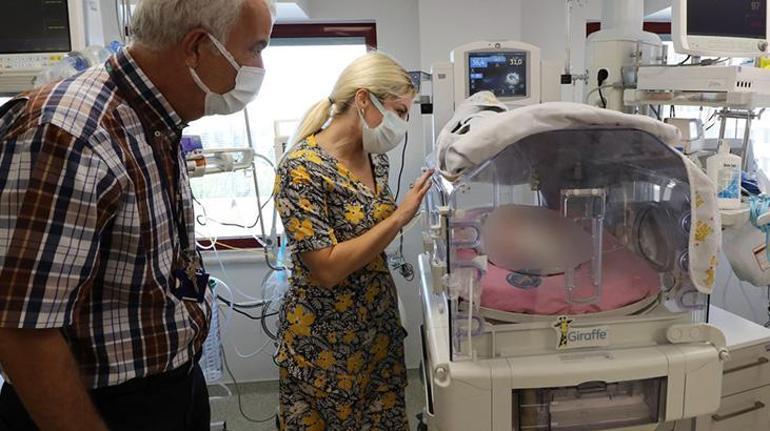 Türkiyede kadavradan ikinci rahim nakli yapılan Havva ve bebeğine ziyaret
